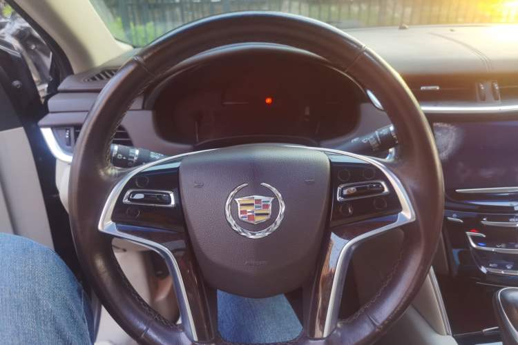 Used Cadillac XTS 2015 28T Comfort Model Steering Wheel