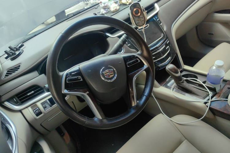 Used Cadillac XTS 2015 28T Comfort Model Steering Wheel