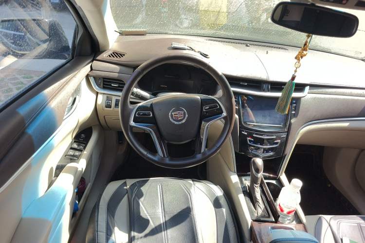 Used Cadillac XTS 2015 28T Comfort Model Steering Wheel