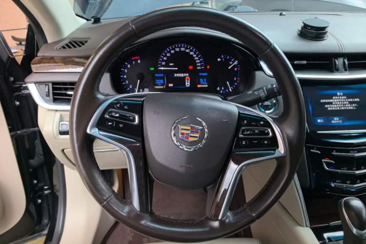 Used Cadillac XTS 2015 28T Comfort Model Steering Wheel