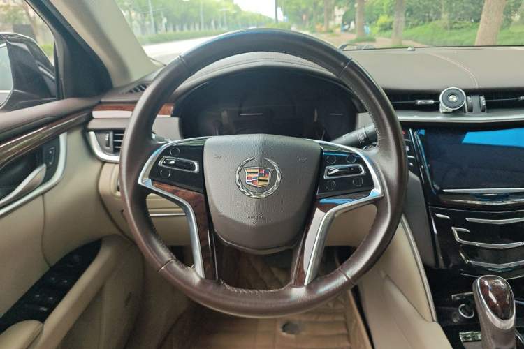 Used Cadillac XTS 2015 28T Elite Model Steering Wheel