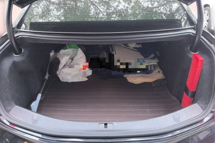 Used Cadillac XTS 2015 28T Comfort Model Trunk