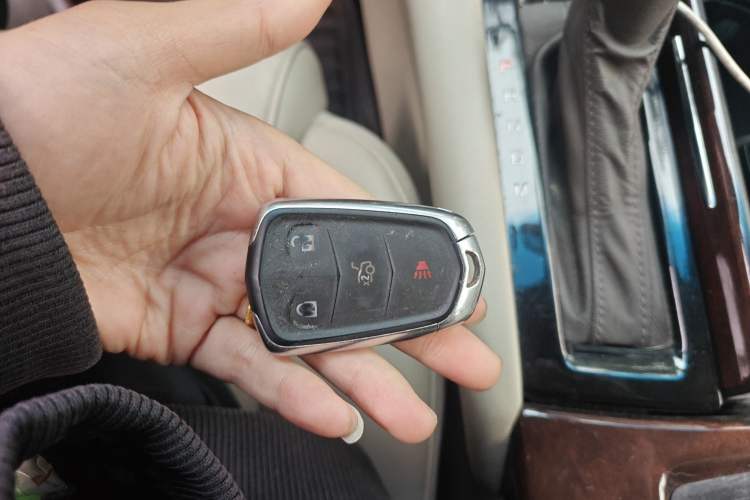 Used Cadillac XTS 2015 28T Comfort Model Vehicle Key