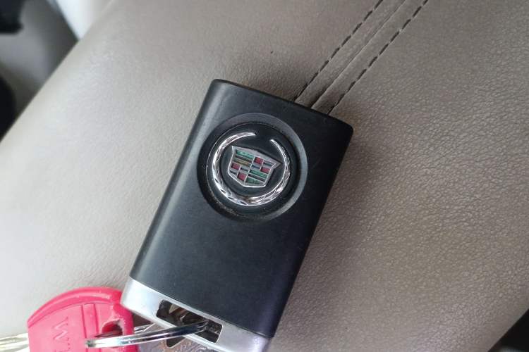 Used Cadillac XTS 2015 28T Platinum Edition Vehicle Key