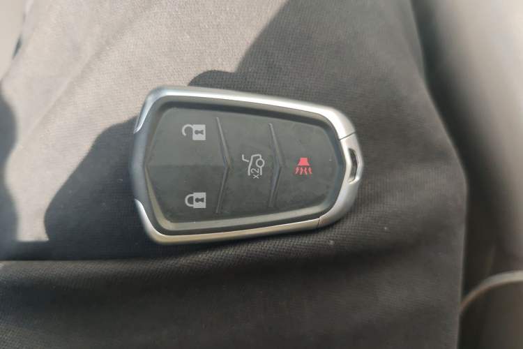 Used Cadillac XTS 2015 28T Comfort Model Vehicle Key