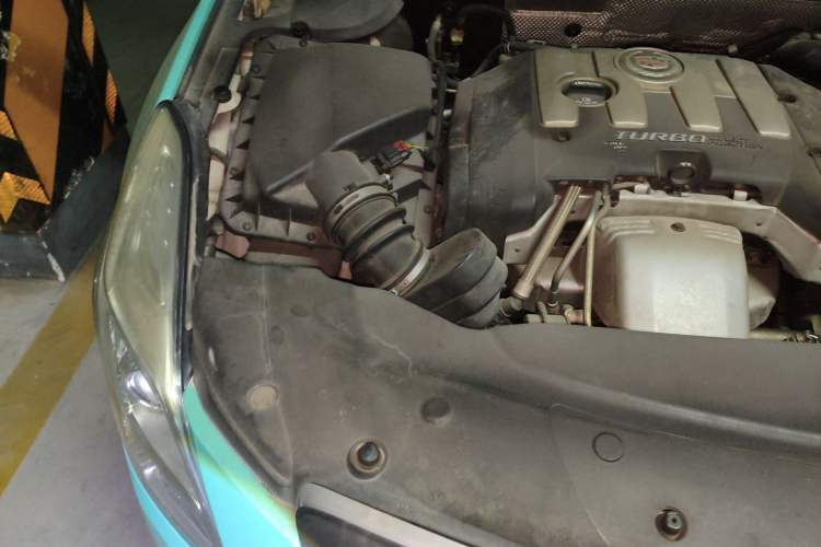 Used Cadillac XTS 2015 28T Comfort Model Engine Bay Right