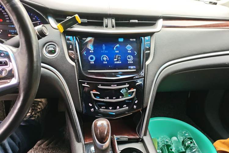 Used Cadillac XTS 2015 28T Luxury Model Audio And AC Panel