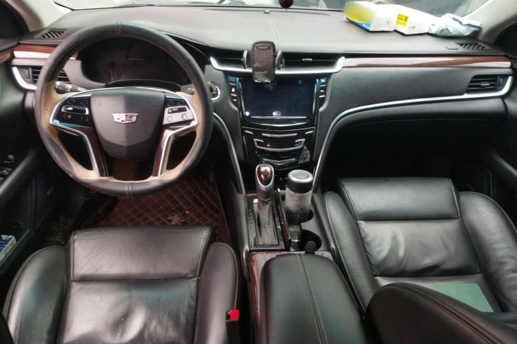 Used Cadillac XTS 2015 28T Luxury Model Center Console