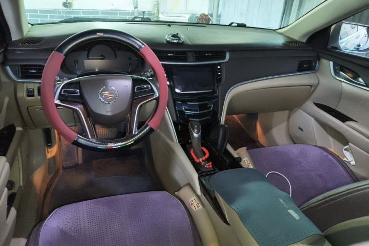 Used Cadillac XTS 2015 28T Comfort Model Center Console