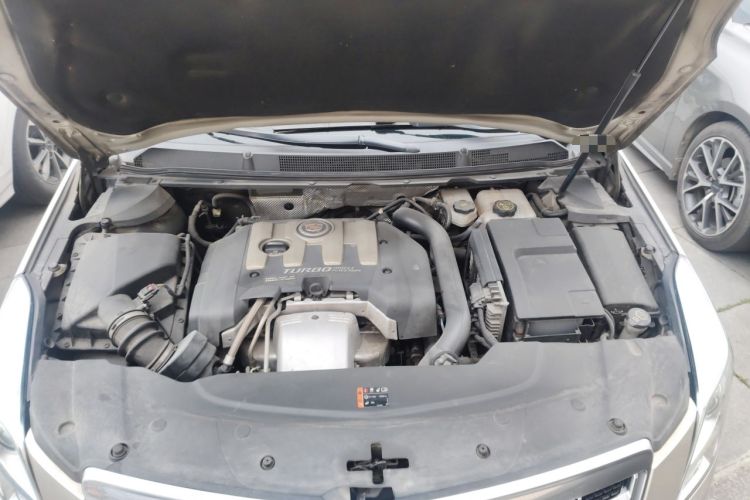 Used Cadillac XTS 2015 28T Comfort Model Engine Bay