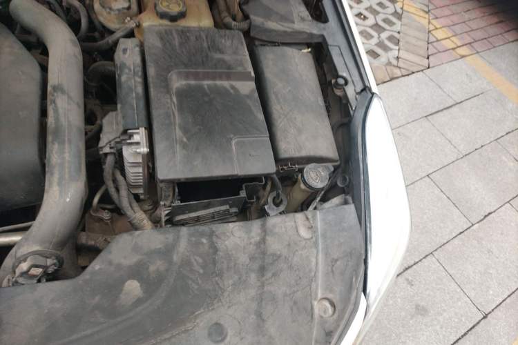 Used Cadillac XTS 2015 28T Luxury Model Engine Bay Left