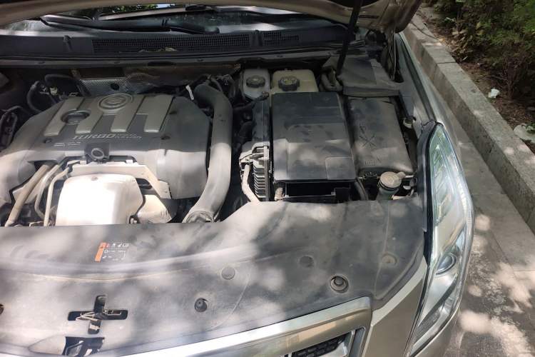 Used Cadillac XTS 2015 28T Comfort Model Engine Bay Left
