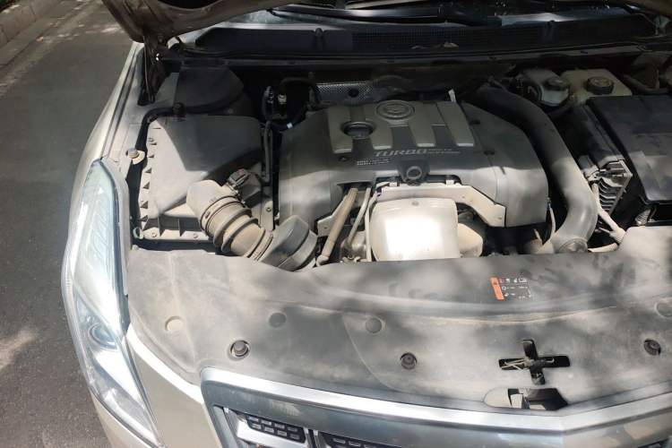 Used Cadillac XTS 2015 28T Comfort Model Engine Bay Right