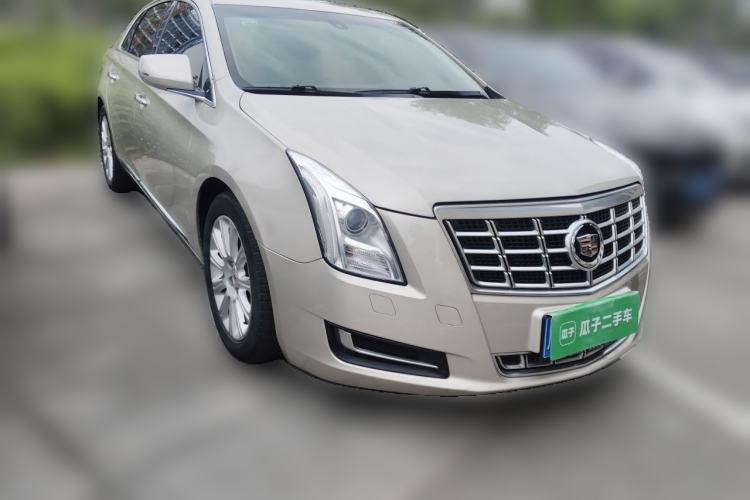 Used Cadillac XTS 2015 28T Comfort Model Front Right 45 Deg