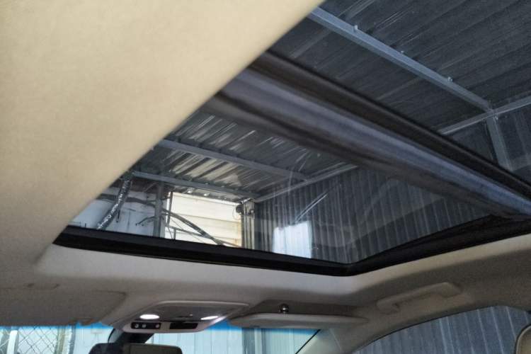 Used Cadillac XTS 2015 28T Comfort Model Headliner