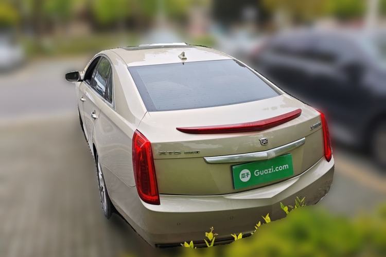 Used Cadillac XTS 2015 28T Luxury Model Rear