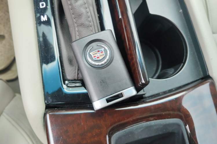 Used Cadillac XTS 2015 28T Comfort Model Vehicle Key