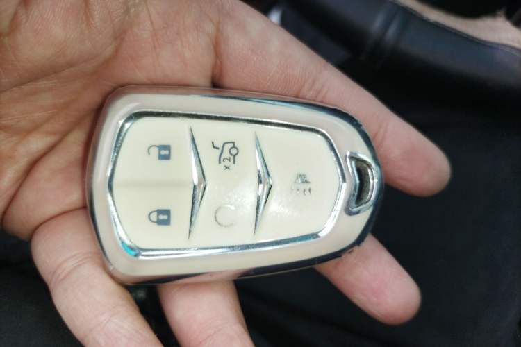 Used Cadillac XTS 2015 28T Luxury Model Vehicle Key