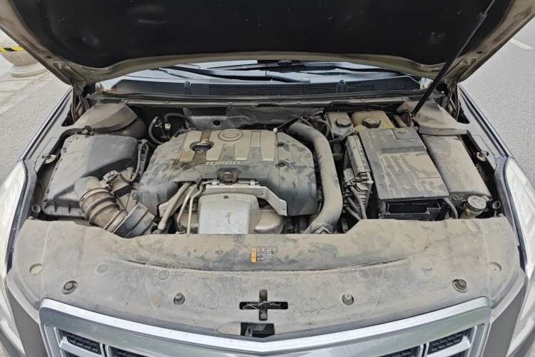 Used Cadillac XTS 2015 28T Comfort Model Engine Bay