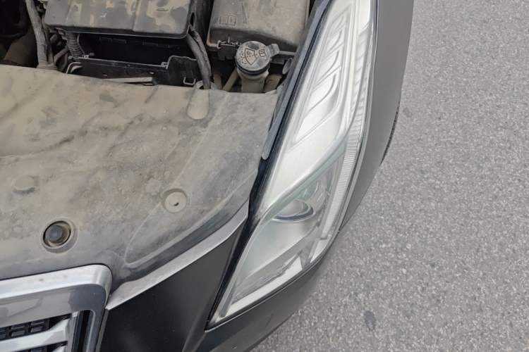 Used Cadillac XTS 2015 28T Comfort Model Engine Bay Left