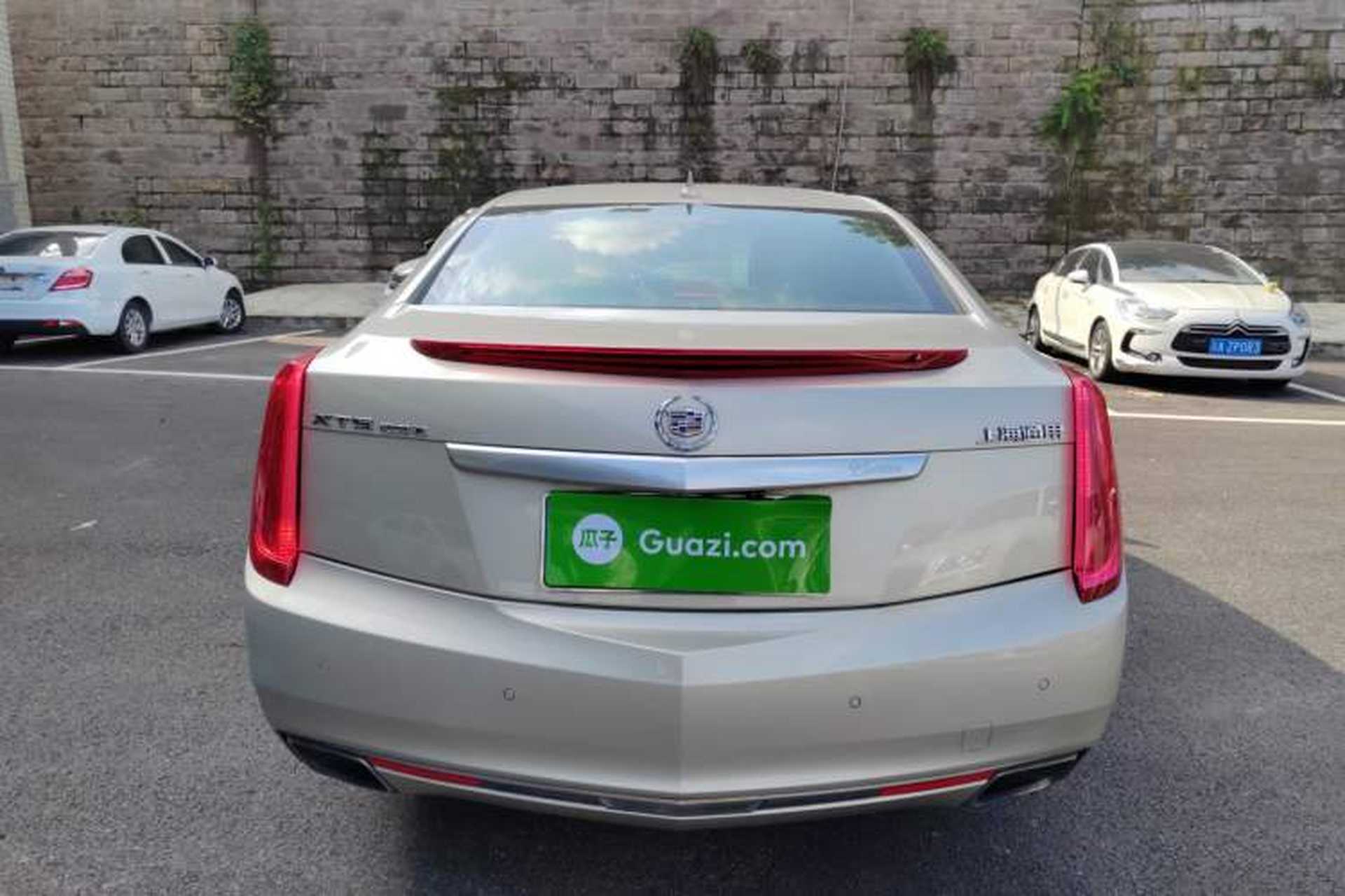 Used Cadillac XTS 2015 28T Comfort Model Rear