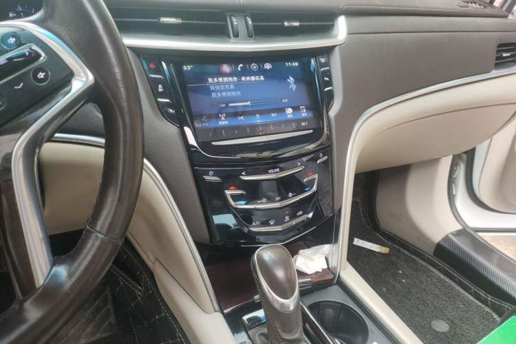 Used Cadillac XTS 2015 28T Comfort Model Audio And AC Panel