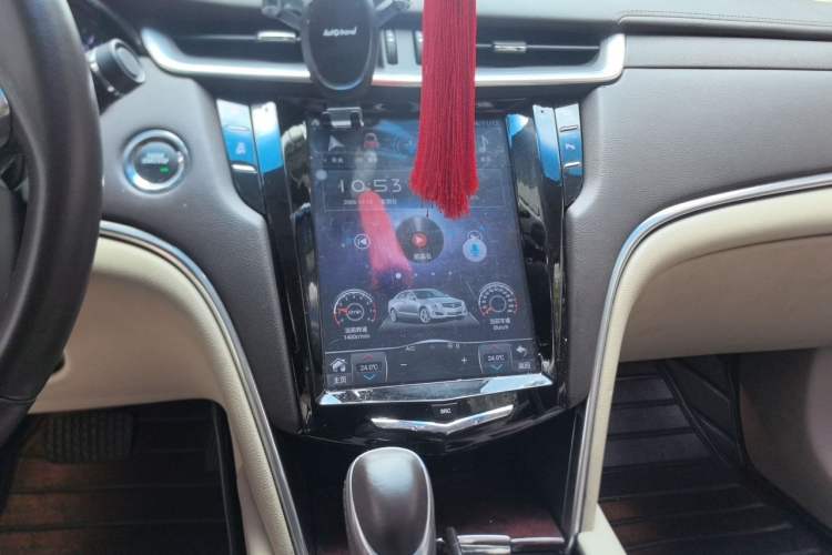 Used Cadillac XTS 2015 28T Comfort Model Audio And AC Panel
