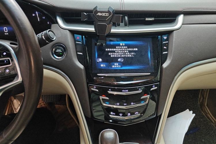 Used Cadillac XTS 2015 28T Comfort Model Audio And AC Panel