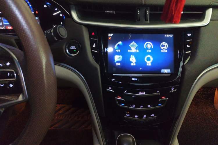 Used Cadillac XTS 2015 28T Comfort Model Audio And AC Panel