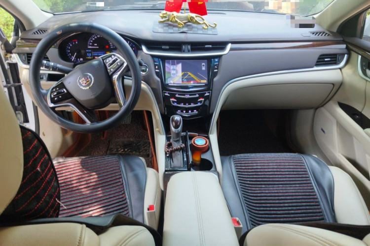 Used Cadillac XTS 2015 28T Elite Model Center Console