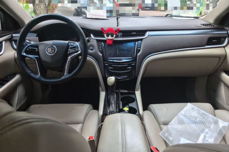 Used Cadillac XTS 2015 28T Comfort Model Center Console