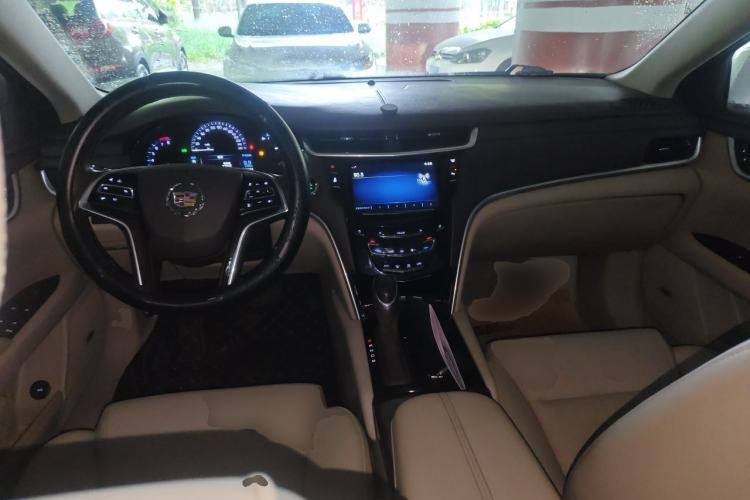 Used Cadillac XTS 2015 28T Comfort Model Center Console