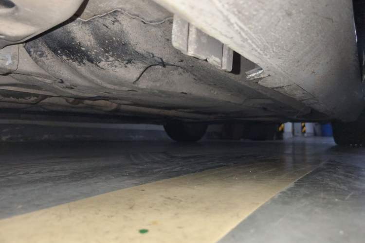 Used Cadillac XTS 2015 28T Comfort Model Chassis Front Left