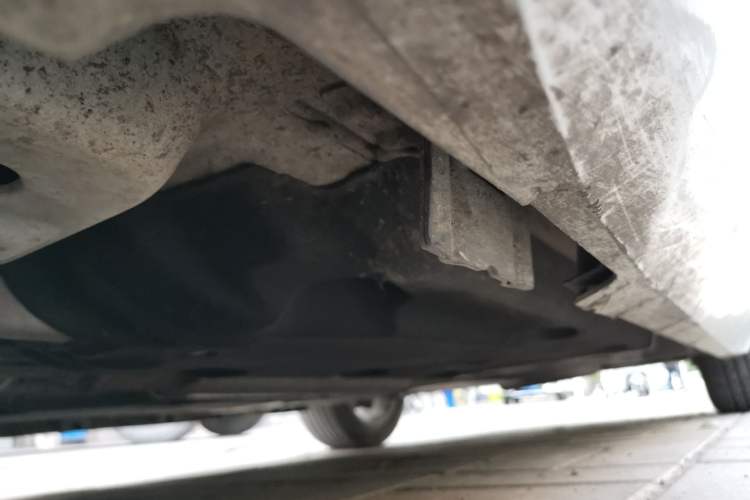 Used Cadillac XTS 2015 28T Comfort Model Chassis Front Left