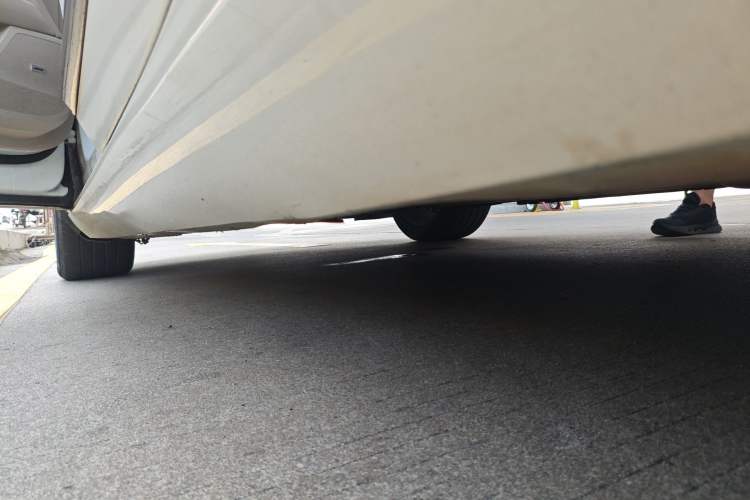 Used Cadillac XTS 2015 28T Elite Model Chassis Front