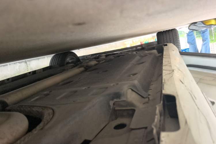 Used Cadillac XTS 2015 28T Comfort Model Chassis Rear Left