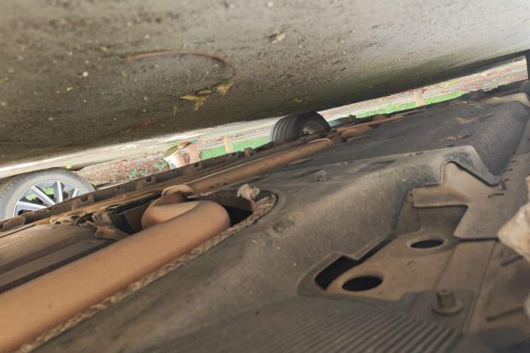Used Cadillac XTS 2015 28T Comfort Model Chassis Rear Left