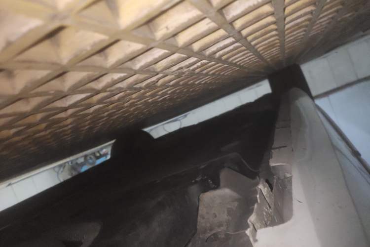 Used Cadillac XTS 2015 28T Comfort Model Chassis Rear Left