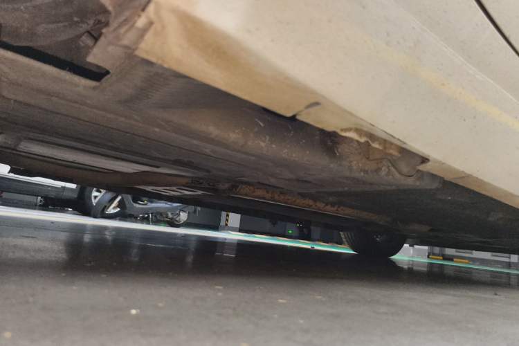 Used Cadillac XTS 2015 28T Comfort Model Chassis Rear Right