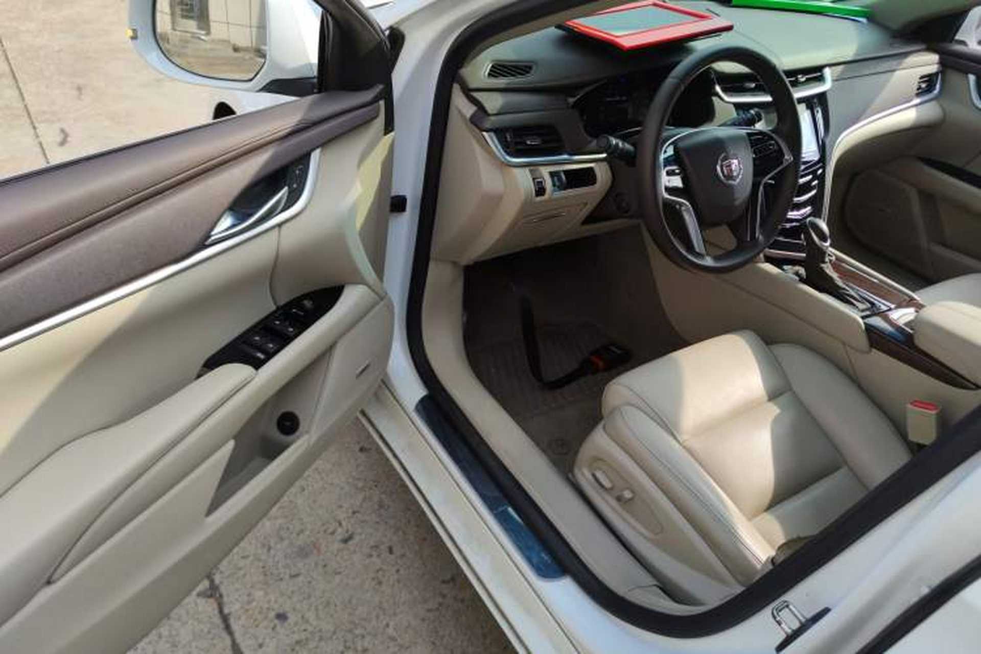 Used Cadillac XTS 2015 28T Comfort Model Driver Seat