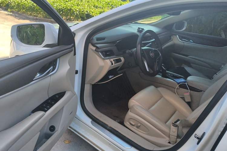 Used Cadillac XTS 2015 28T Comfort Model Driver Seat