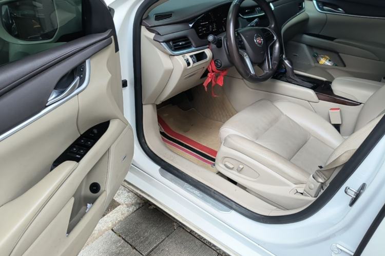 Used Cadillac XTS 2015 28T Comfort Model Driver Seat