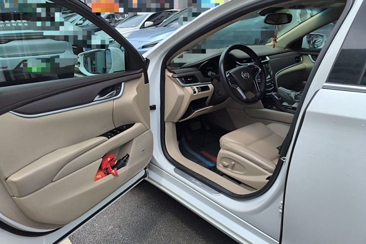 Used Cadillac XTS 2015 28T Comfort Model Driver Seat