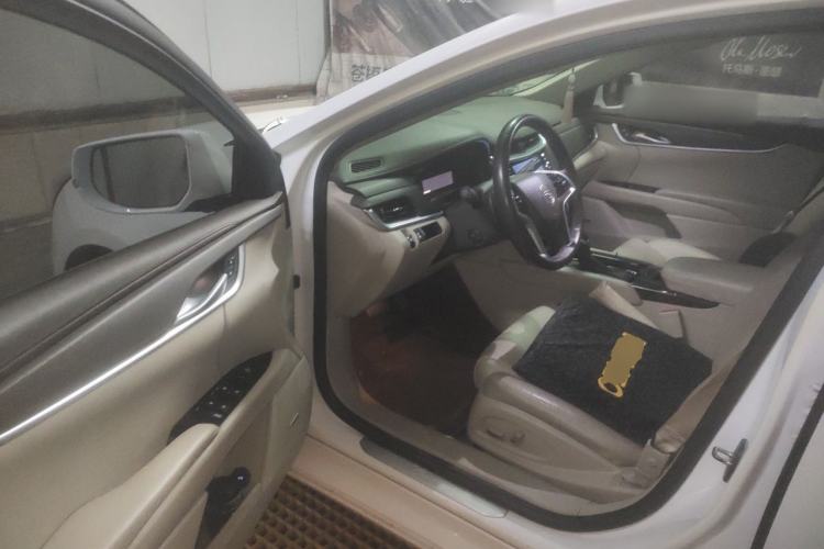 Used Cadillac XTS 2015 28T Comfort Model Driver Seat