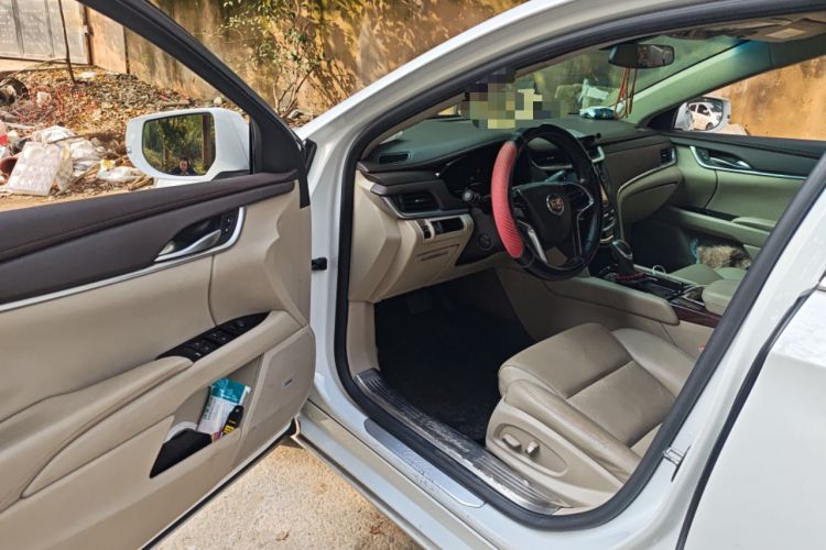 Used Cadillac XTS 2015 28T Comfort Model Driver Seat