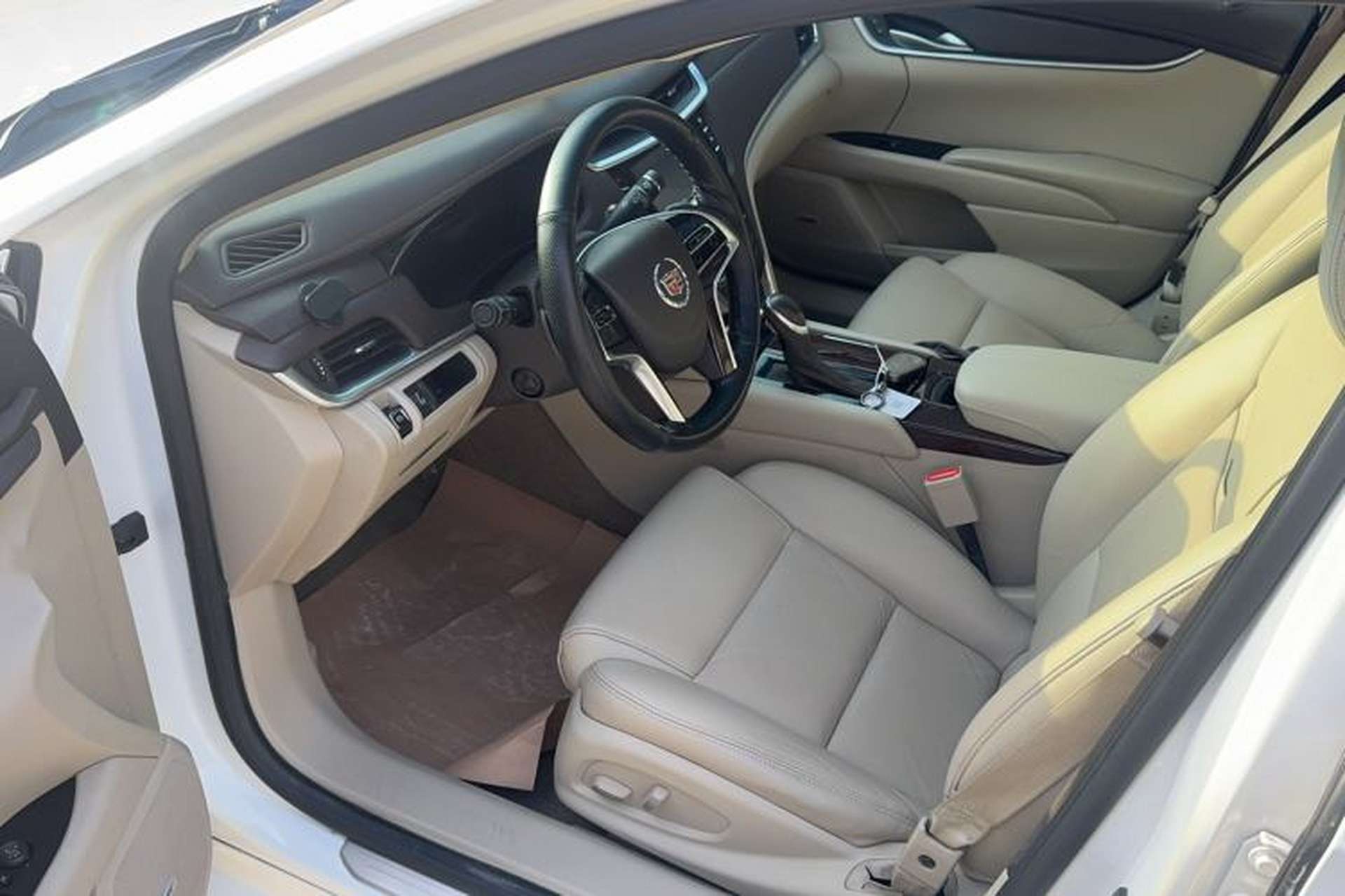 Used Cadillac XTS 2015 28T Comfort Model Driver Seat