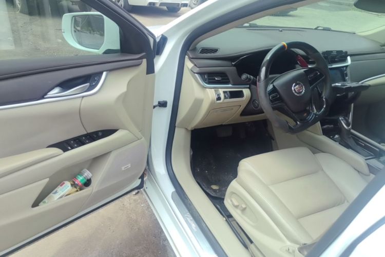Used Cadillac XTS 2015 28T Comfort Model Driver Seat