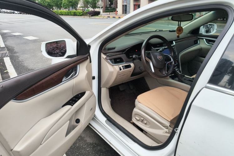 Used Cadillac XTS 2015 28T Elite Model Driver Seat