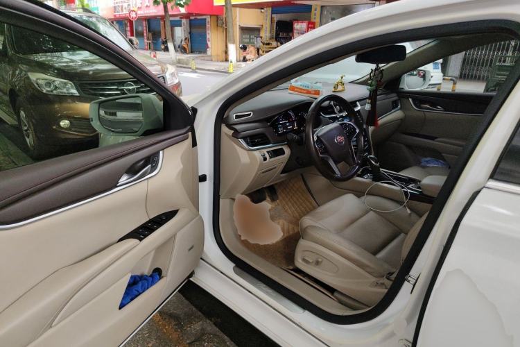 Used Cadillac XTS 2015 28T Comfort Model Driver Seat