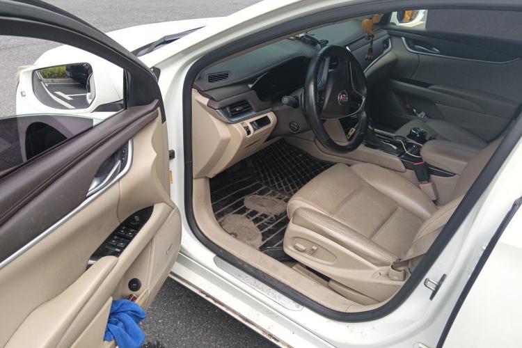 Used Cadillac XTS 2015 28T Comfort Model Driver Seat